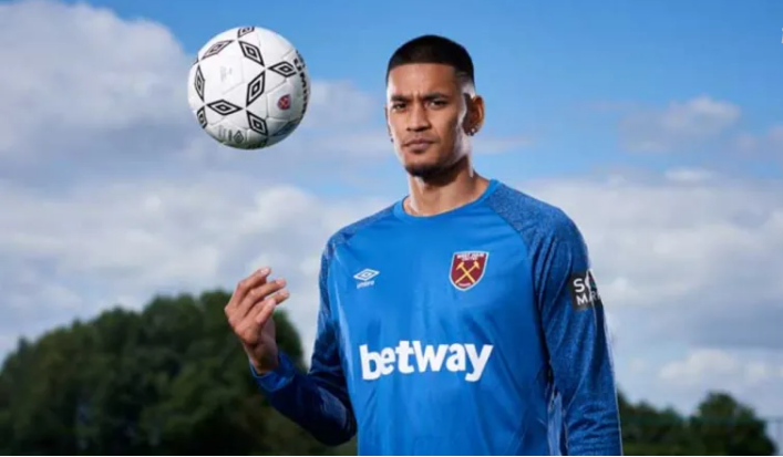 雷竞技中国里程碑夜！西汉姆官宣签约；荷甲加时末段刷纪录；更衣室稳定；数据趋势出现新变化的简单介绍